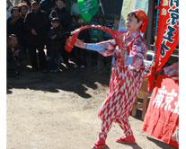 橘洋子　コミカル南京玉すだれ