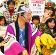 宮田信　バナナの叩き売り